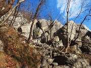 Monte San Martino (1080 m) ad anello da Rancio (Lecco)– 16dic24 -  FOTOGALLERY